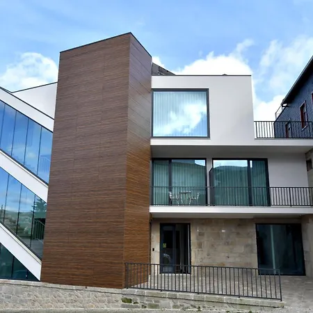 Dias Inn Tarouca